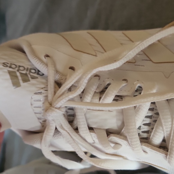 Adidas womans white size 7.5 response foam tennis shoe - Picture 5 of 16